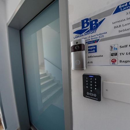 למזיה טרמה B&B Lamezia Airport מראה חיצוני תמונה