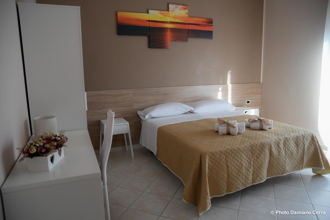 למזיה טרמה B&B Lamezia Airport מראה חיצוני תמונה